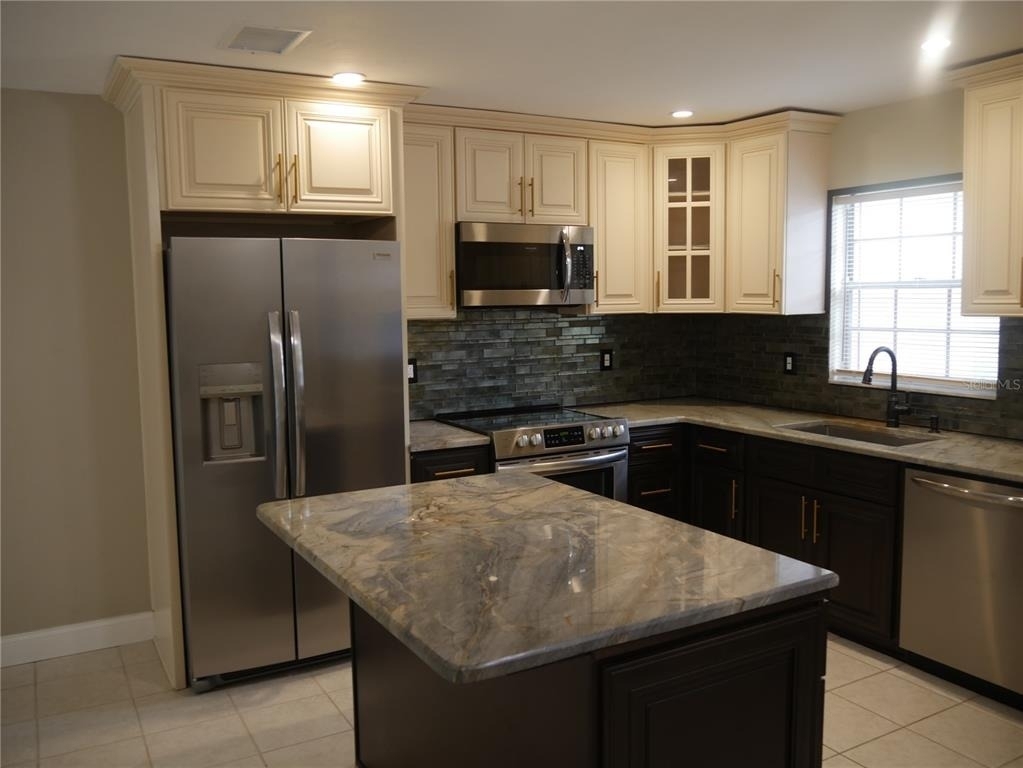 2411 Aspinwall Street - Photo 6