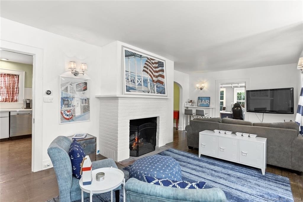 61 Hillandale Road - Photo 3
