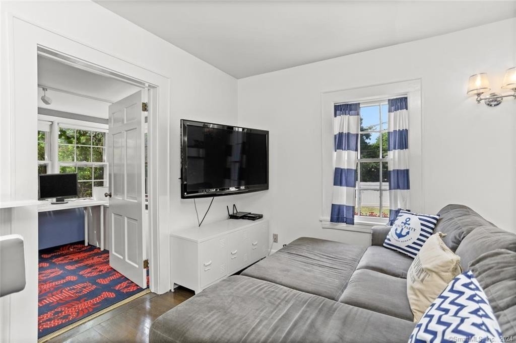61 Hillandale Road - Photo 5