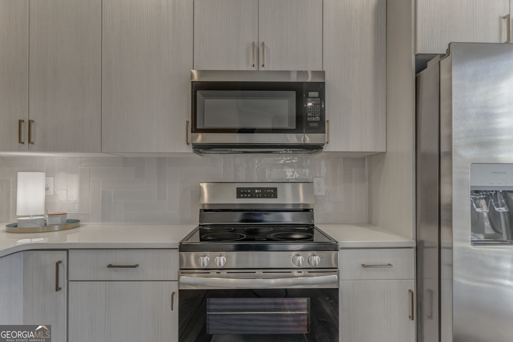 77 Chateau Drive - Photo 16