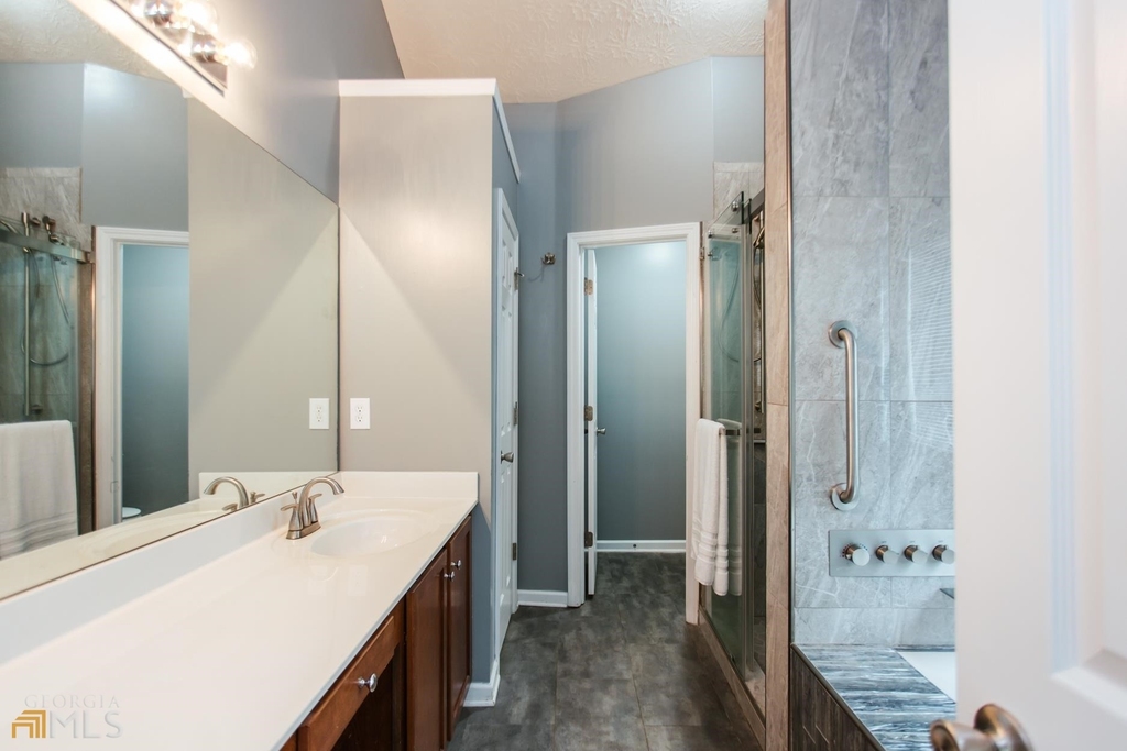 137 Bristol Woods Drive - Photo 32