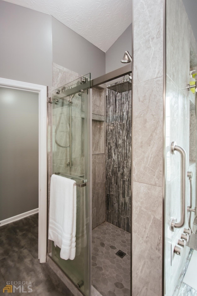 137 Bristol Woods Drive - Photo 1