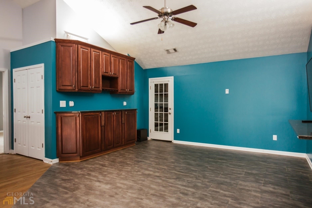 137 Bristol Woods Drive - Photo 16