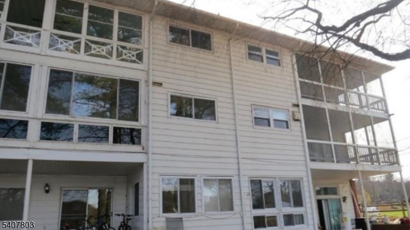 304 Lake Shore South - Photo 8