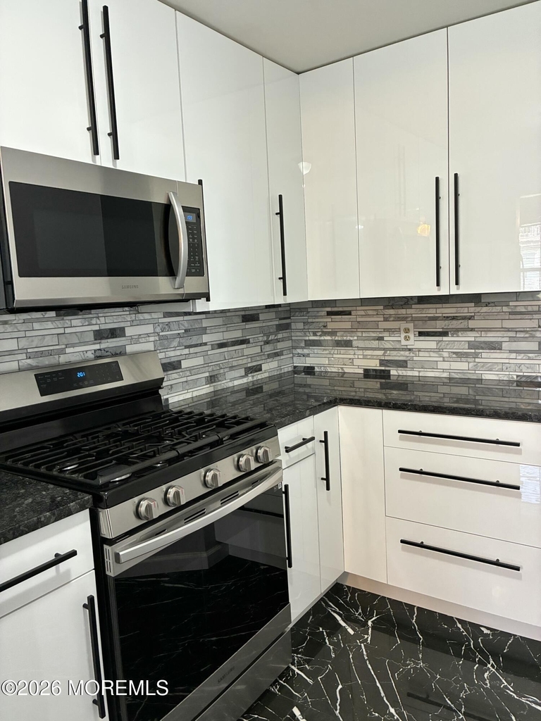 419 Hancock Place - Photo 7
