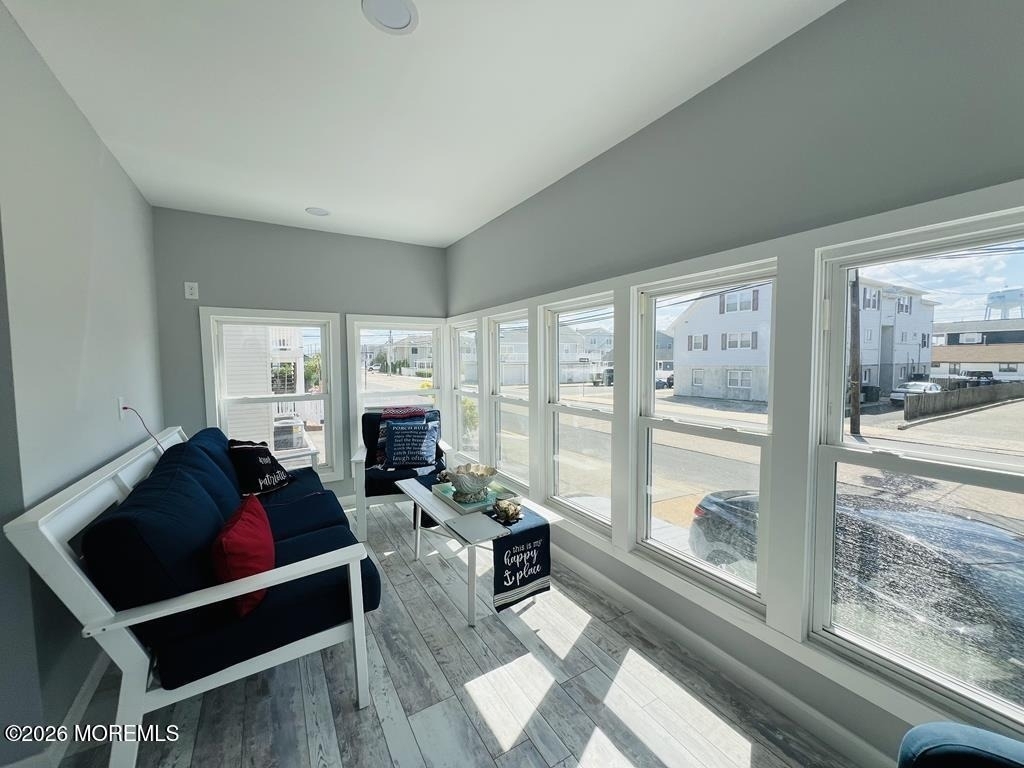 1704 Boulevard - Photo 1