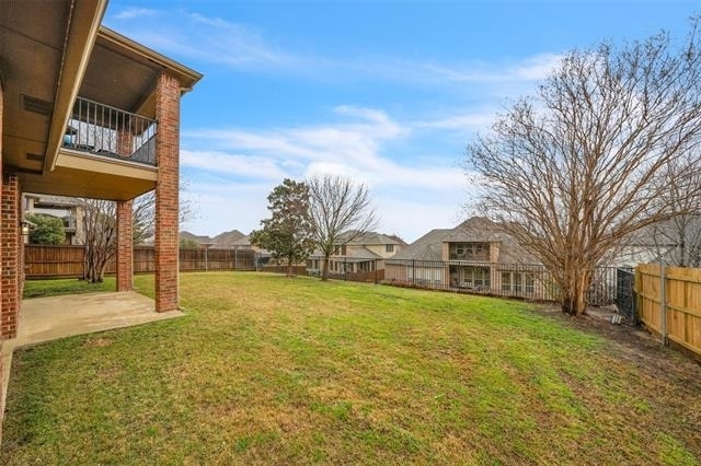 5048 Exposition Way - Photo 2