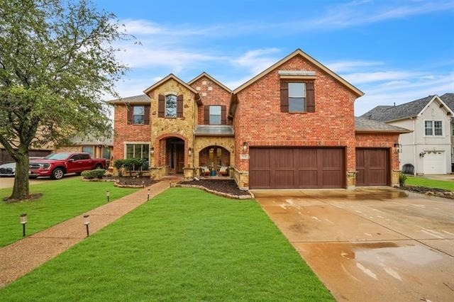 5048 Exposition Way - Photo 0