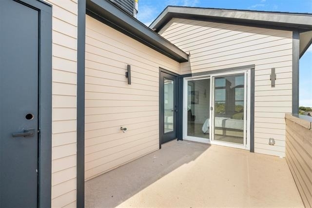 727 W 10th Street - Photo 31