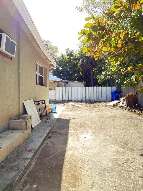 1832 Ne 49th Street - Photo 11