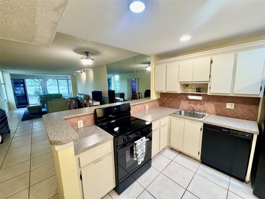 804 Cypress Boulevard - Photo 5
