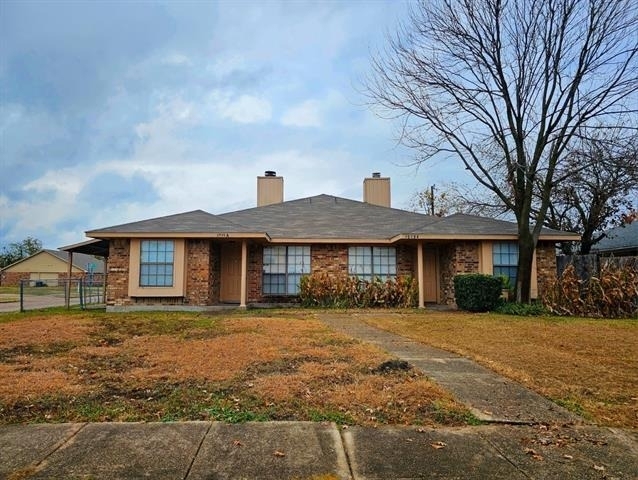 2509 Stanford Street - Photo 0