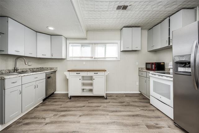 701 Lakey Street - Photo 10