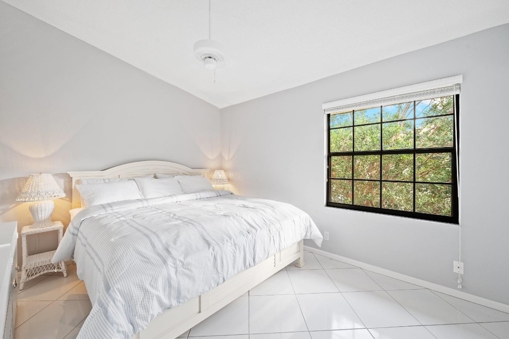 3258 Jog Park Drive - Photo 17