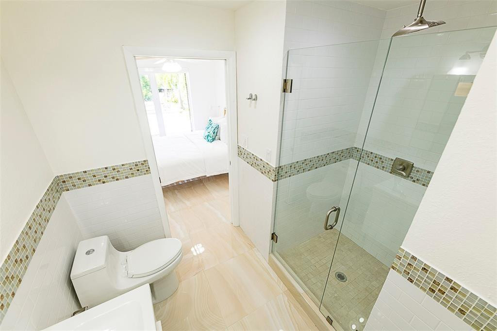1162 Hayes Street - Photo 14