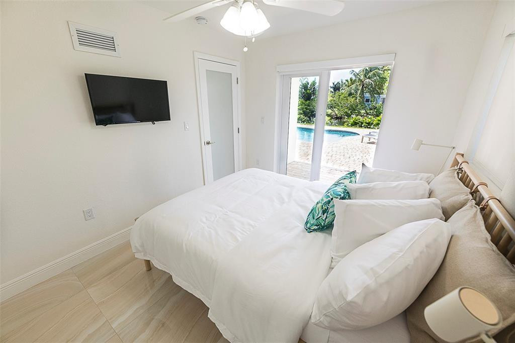 1162 Hayes Street - Photo 11