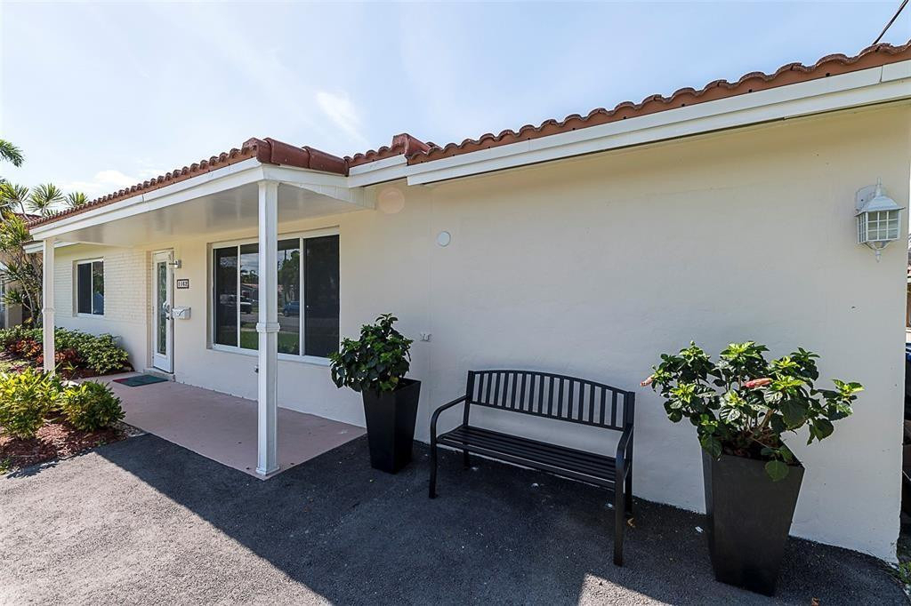 1162 Hayes Street - Photo 2