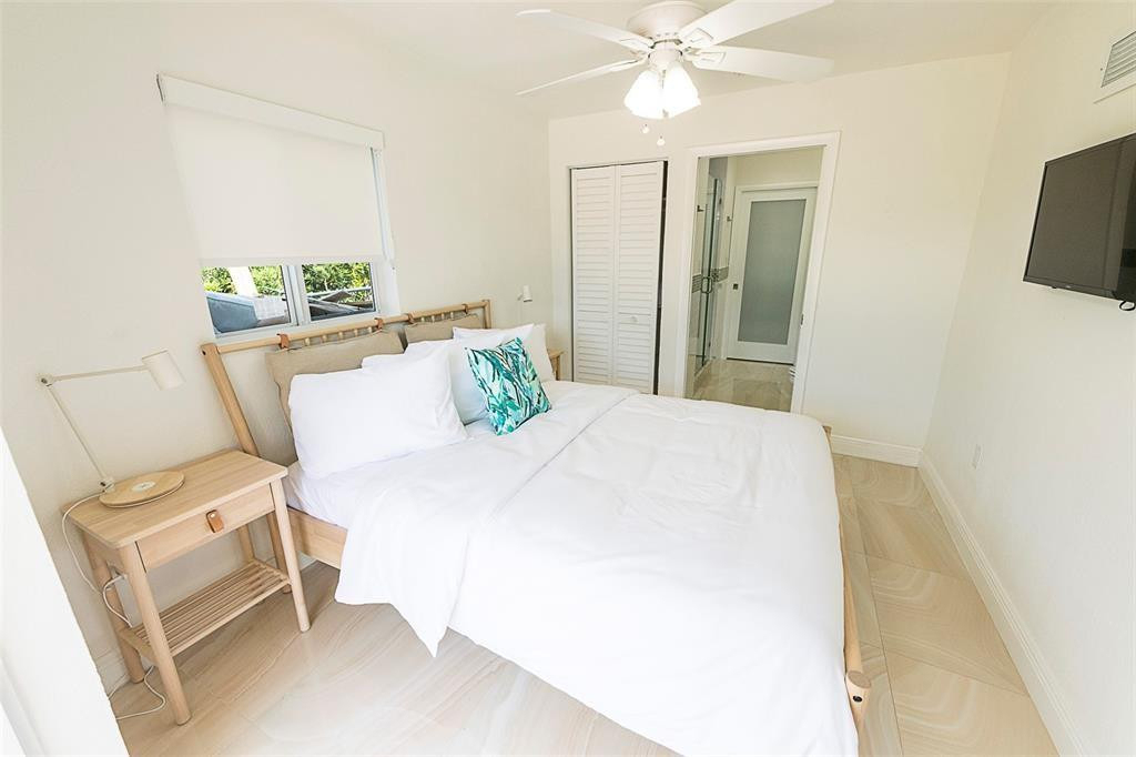 1162 Hayes Street - Photo 15