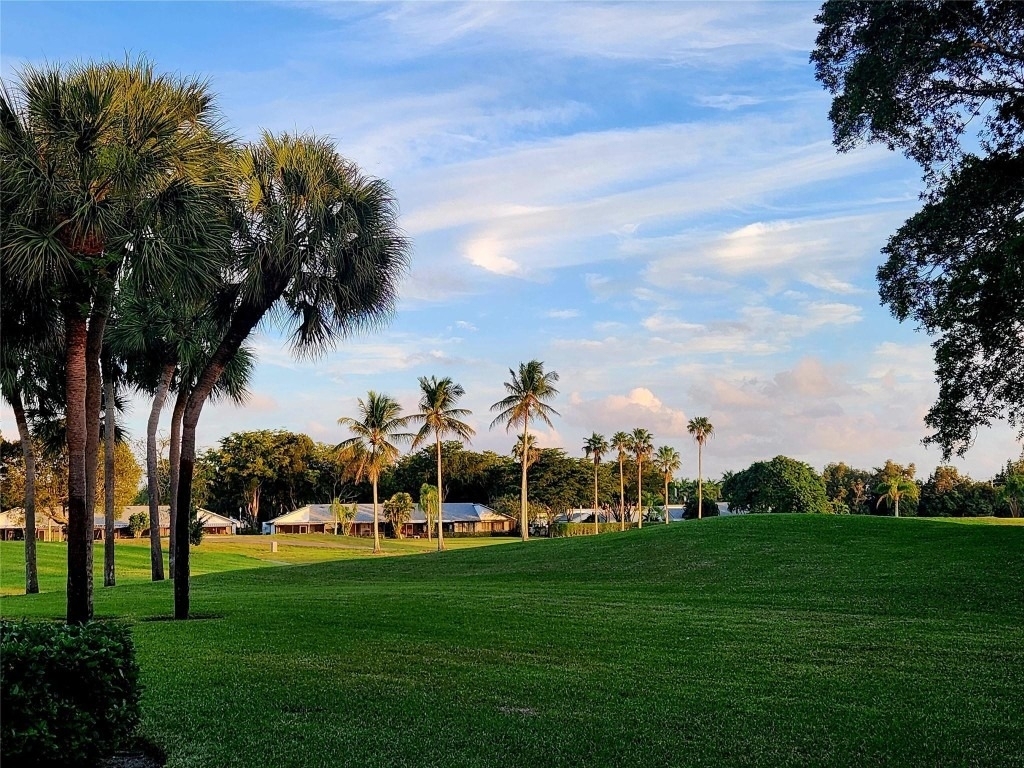 16100 Golf Club Road - Photo 20