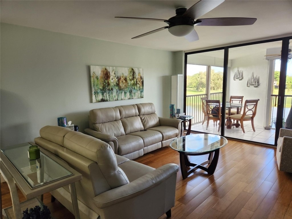 16100 Golf Club Road - Photo 4