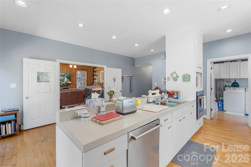 1610 Park Road - Photo 8