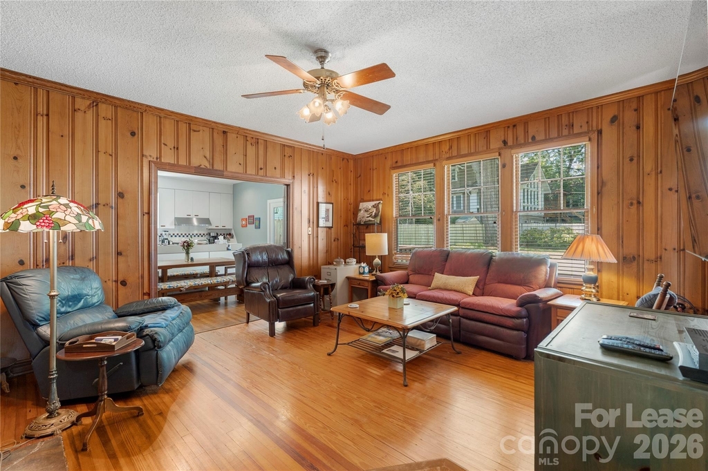 1610 Park Road - Photo 13