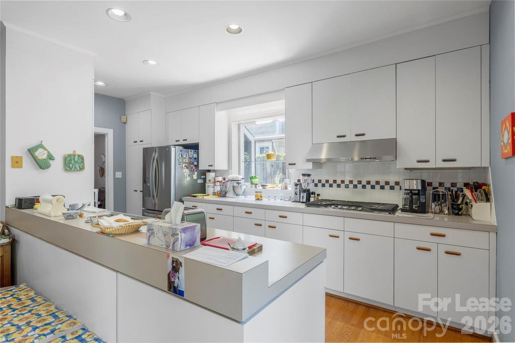 1610 Park Road - Photo 6