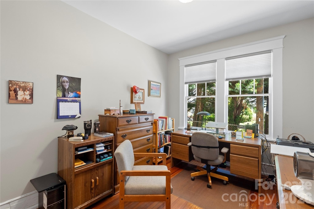 1610 Park Road - Photo 18