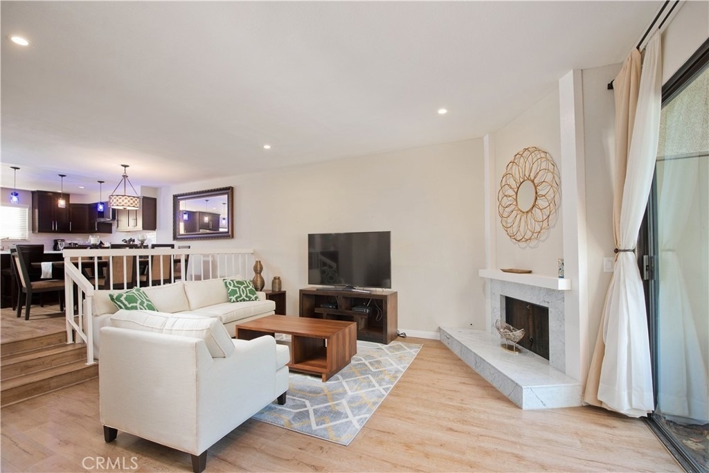 21820 Marylee Street - Photo 3