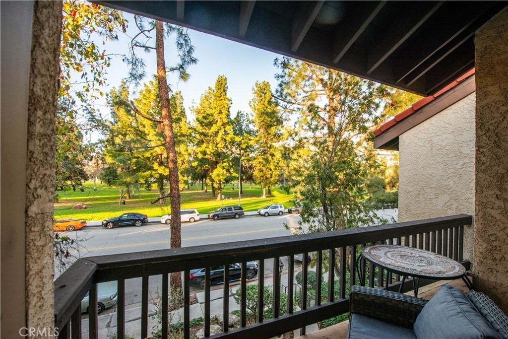 21820 Marylee Street - Photo 18