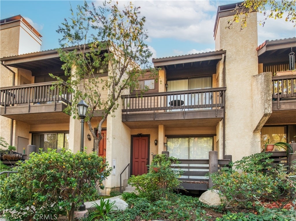 21820 Marylee Street - Photo 0