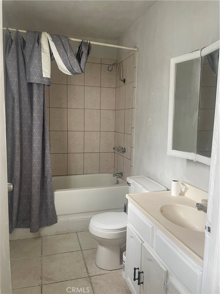 676 E 115th - Photo 1