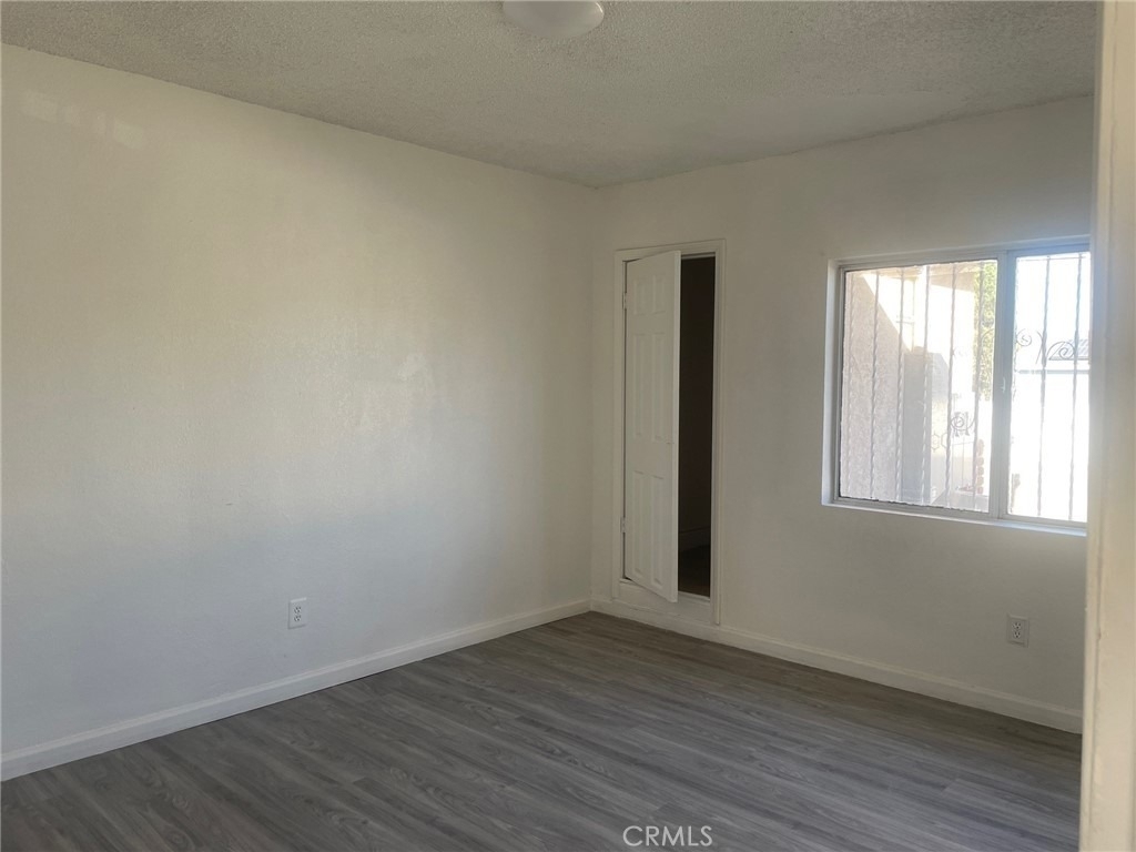 676 E 115th - Photo 8