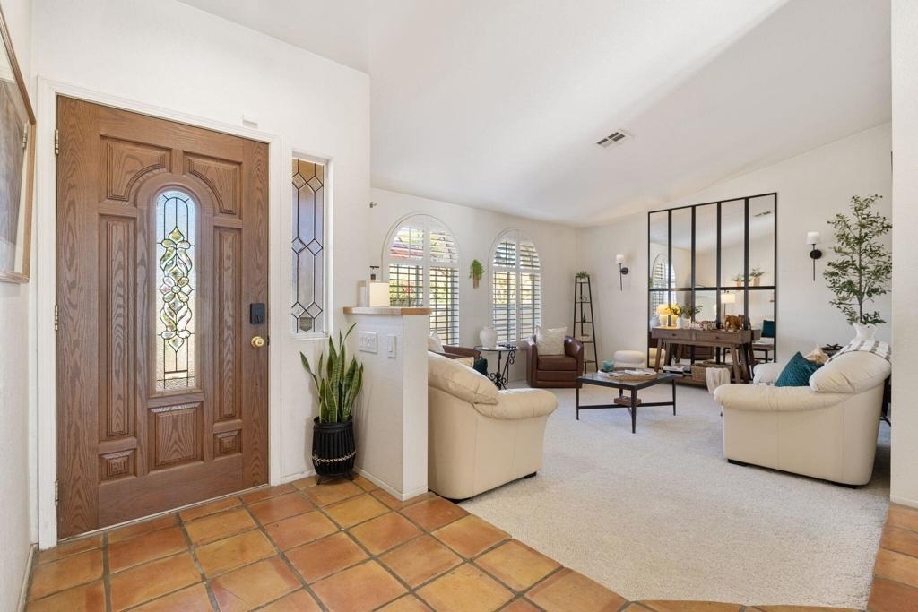 48638 Hepburn Drive - Photo 2