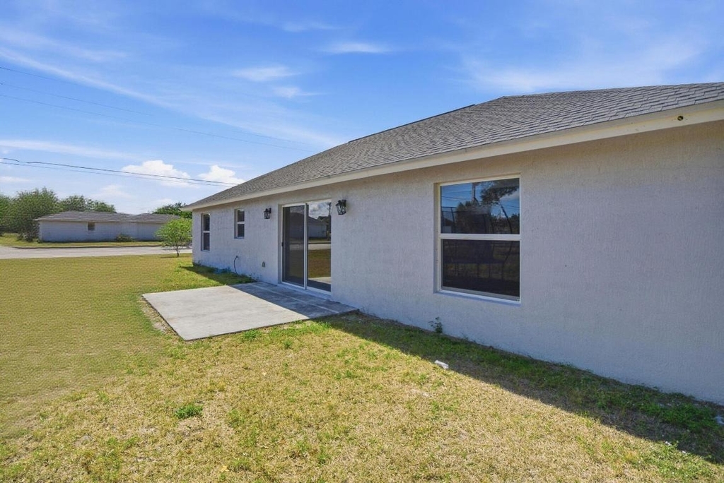 4593 Sw Sw Bradbury St Street - Photo 5
