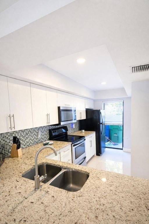 11596 Nw 45th Street - Photo 1