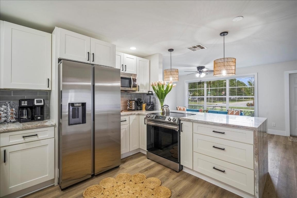 2706 10th Avenue - Photo 4