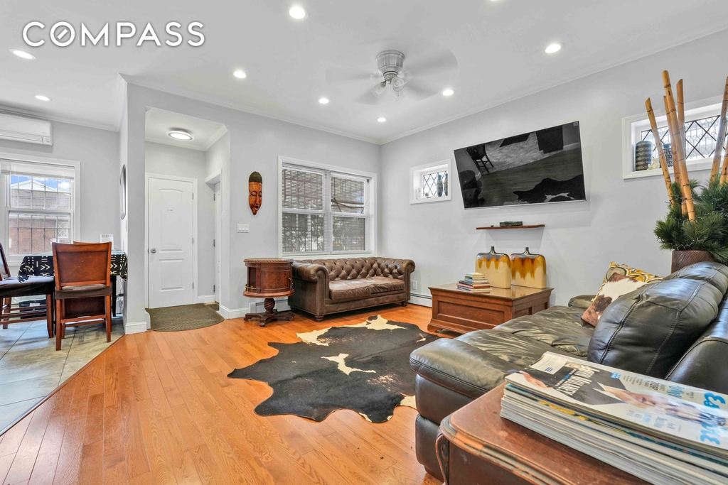 East 49th Street - Photo 25