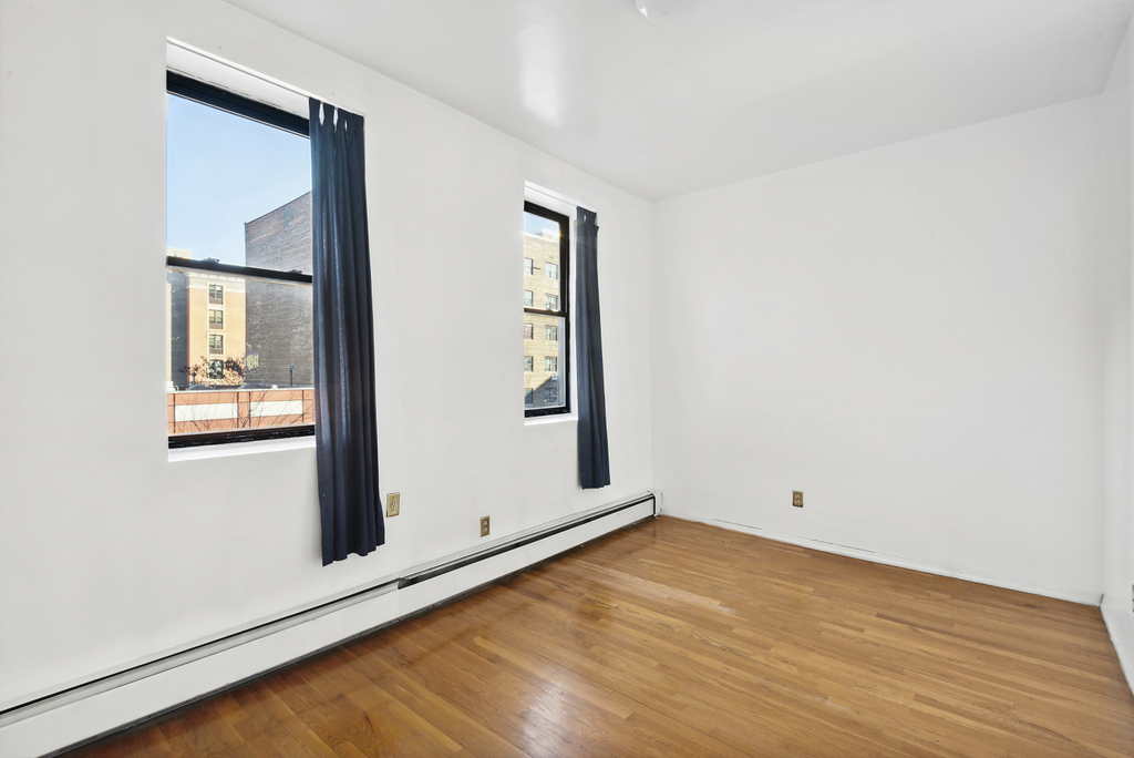 113 E 122nd Street - Photo 5