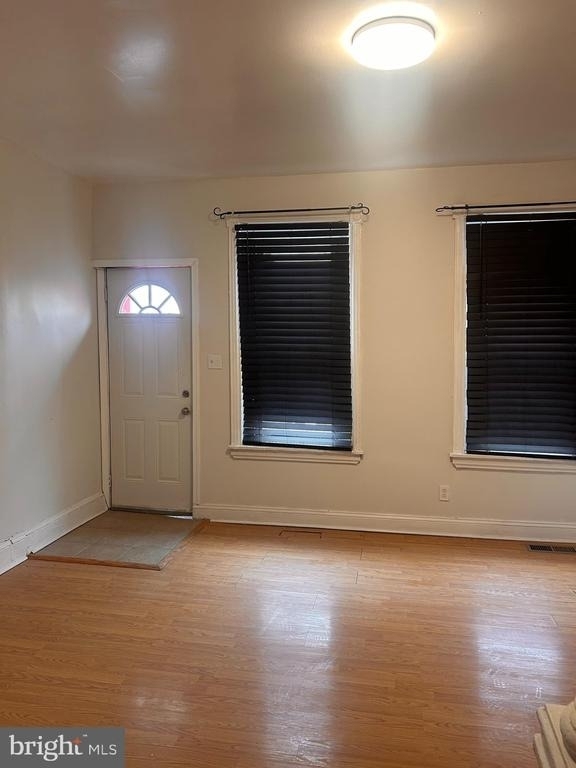 1308 W Lippincott Street - Photo 13