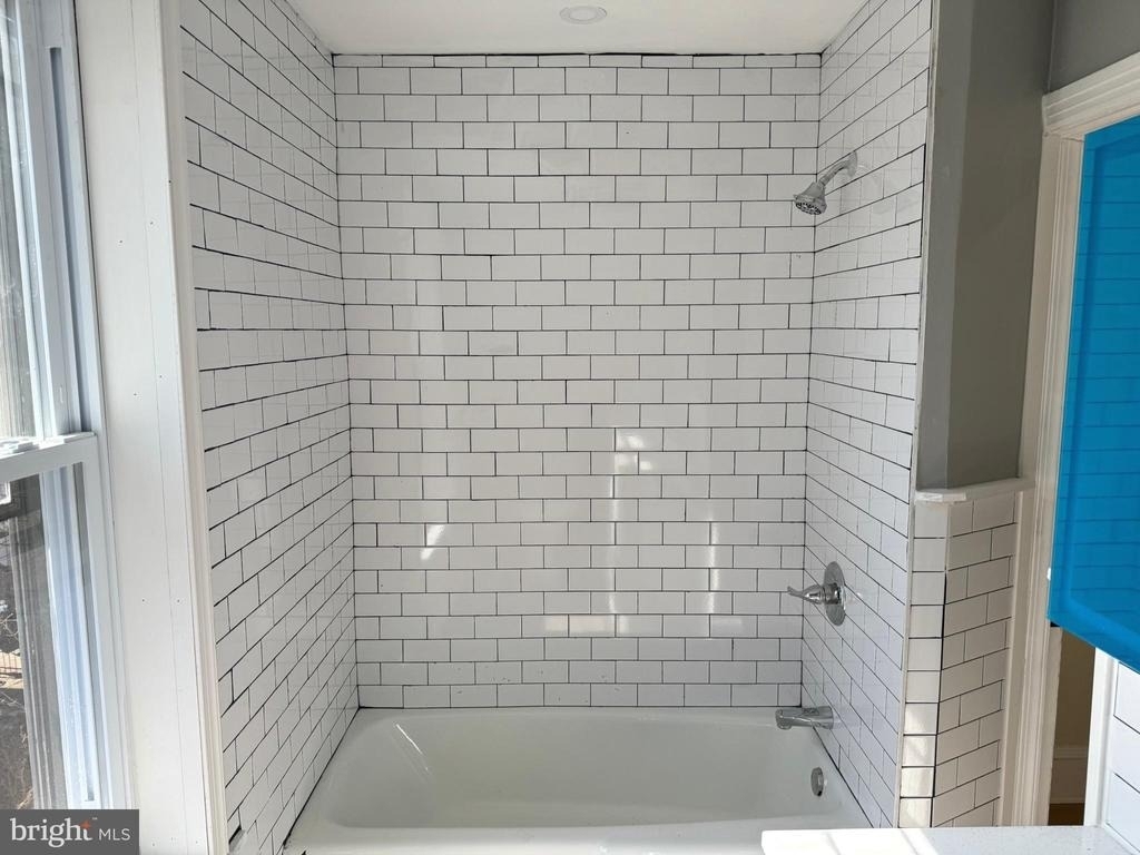 5116 Folsom Street - Photo 12