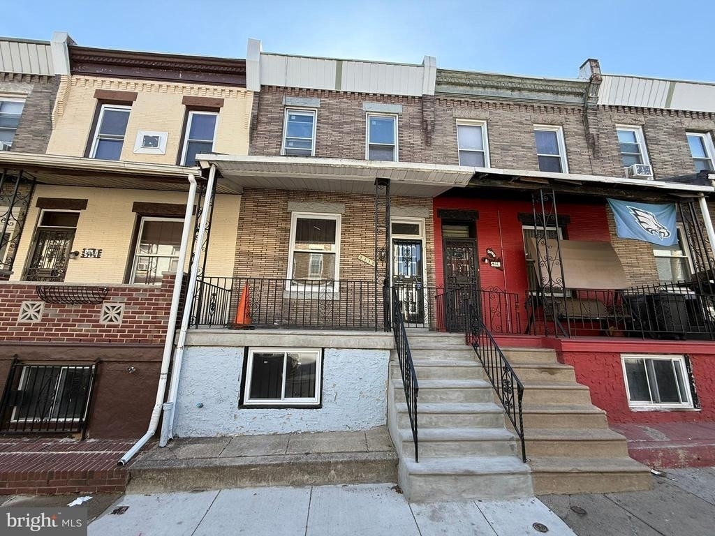 5116 Folsom Street - Photo 1