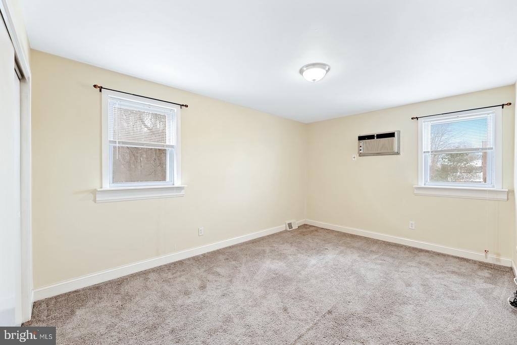 12450 Knights Road - Photo 12