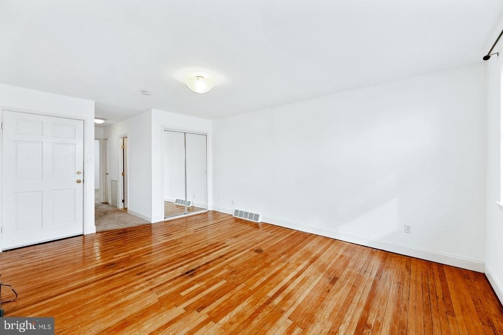 12450 Knights Road - Photo 7