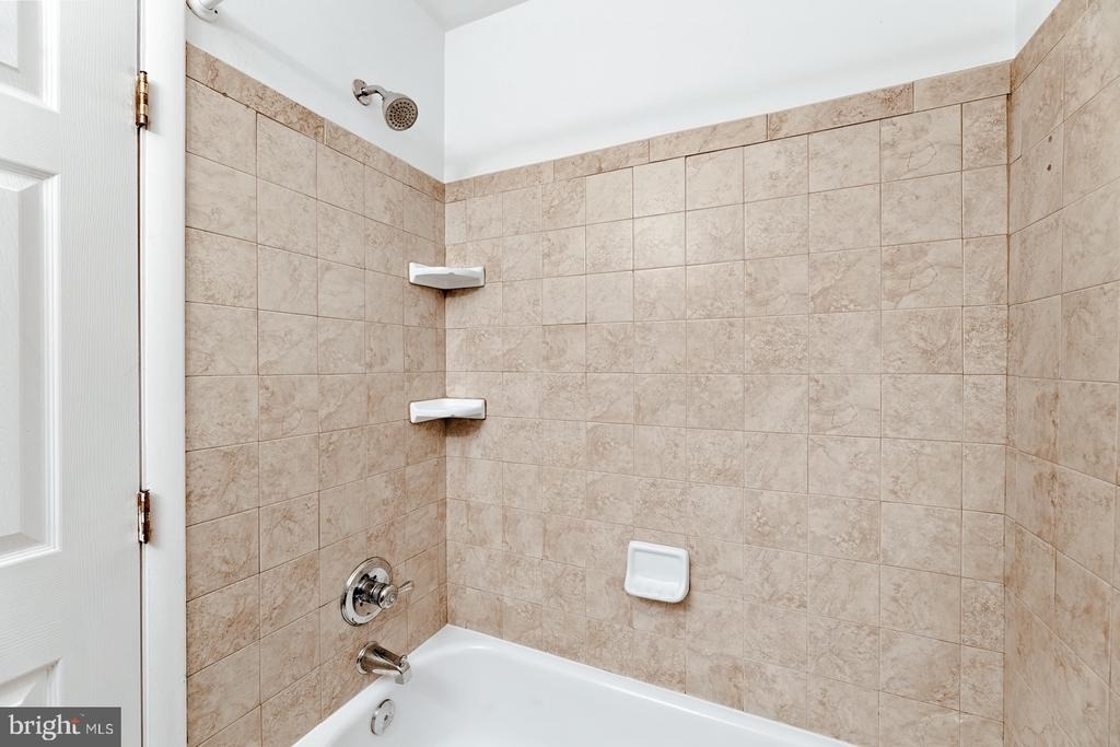 12450 Knights Road - Photo 20