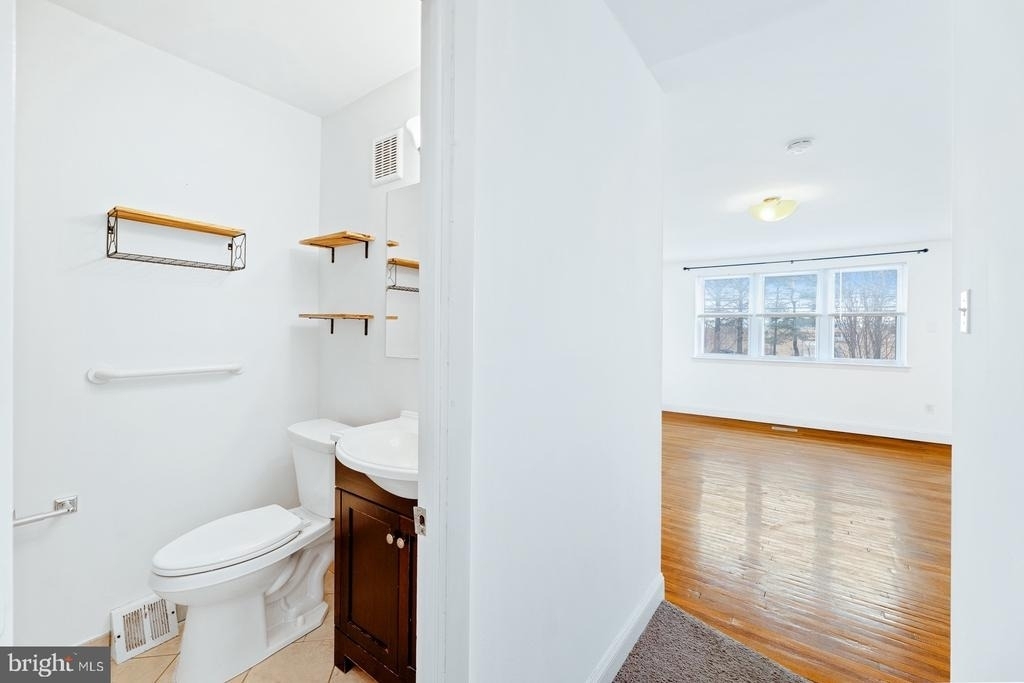 12450 Knights Road - Photo 15