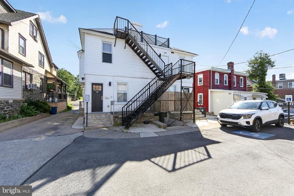 324 Darby Road - Photo 15