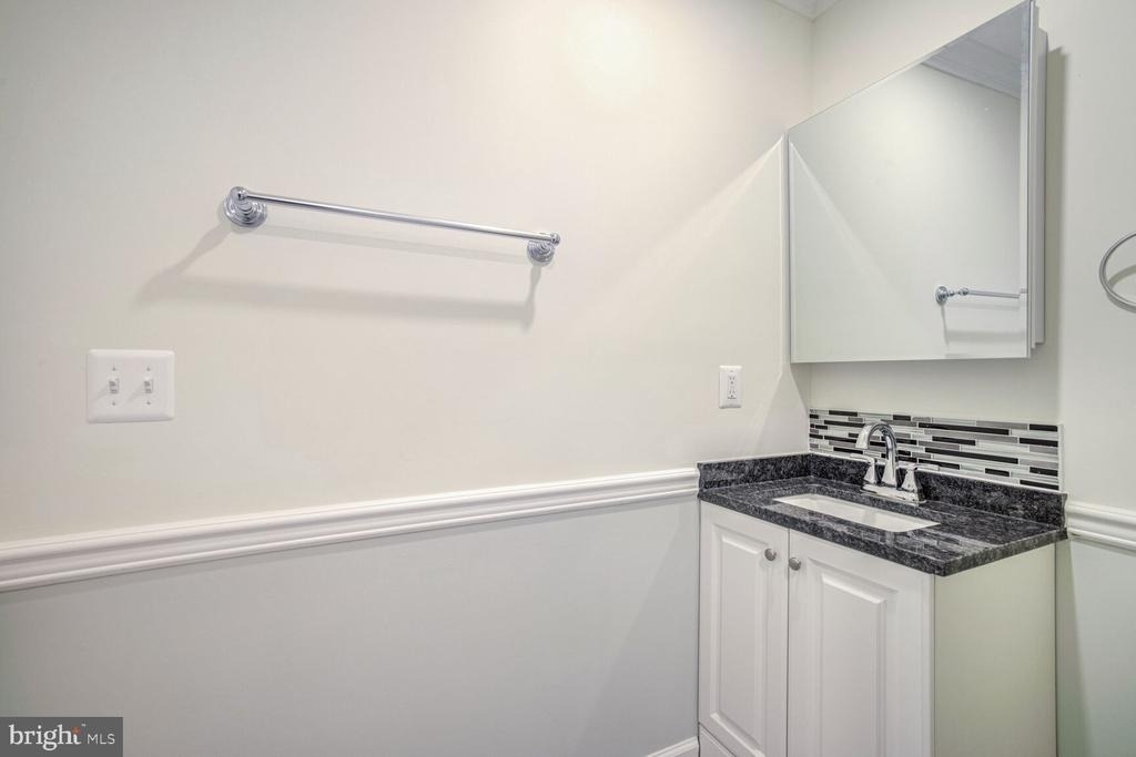 14911 New Hampshire Avenue - Photo 17