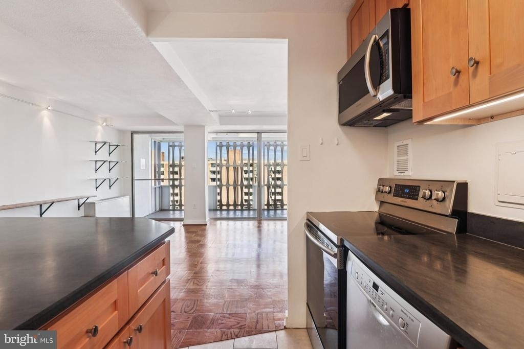 1301 Delaware Avenue Sw - Photo 28