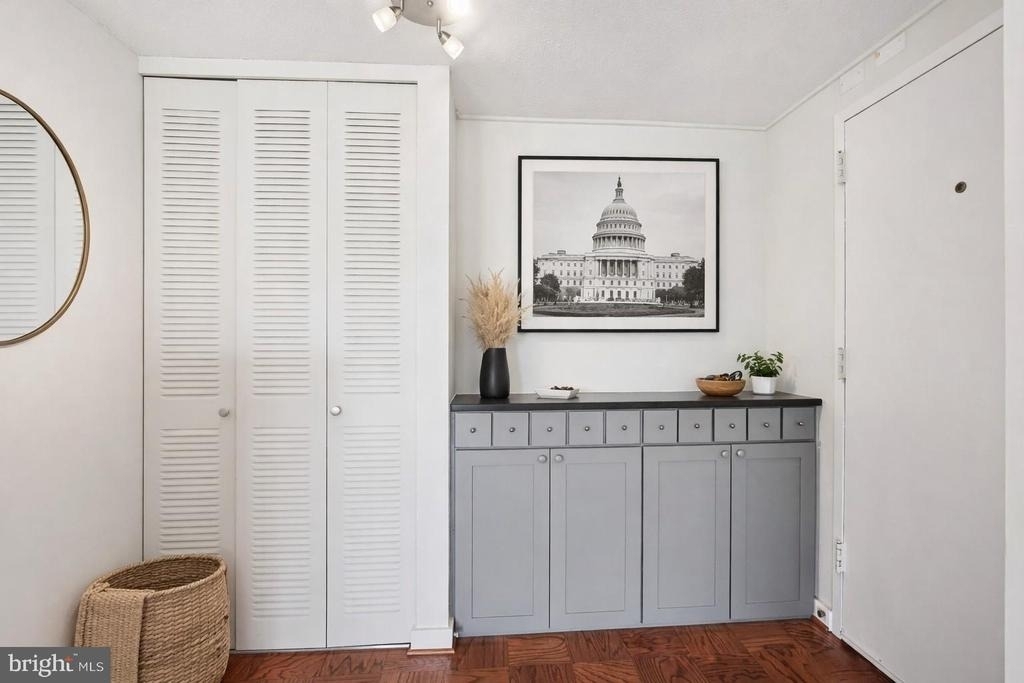 1301 Delaware Avenue Sw - Photo 4